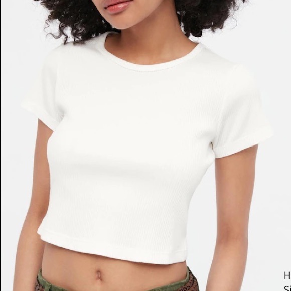 UNIQLO RIBBED CROP TOP - Picture 1 of 1